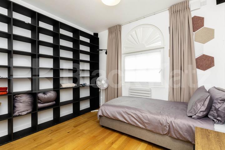Spacious 4 bed 2 bath set in a period conversion close to Euston St  Drummond Street, Camden / Euston